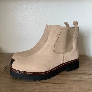 NWOB Caslon Chelsea Boots Womens 11 Leather Suede Water Resistant Lug Beige Sand